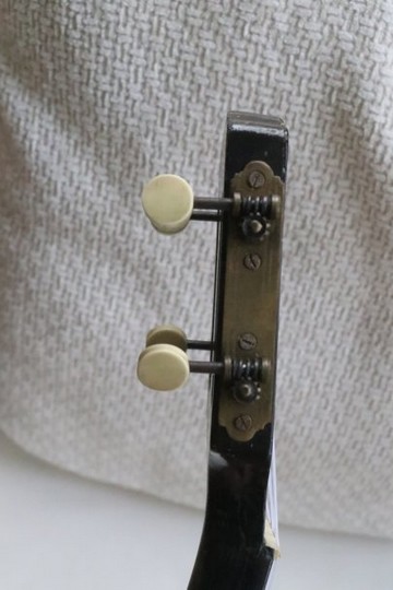 c.1928 De Vekey Style 4 ukulele