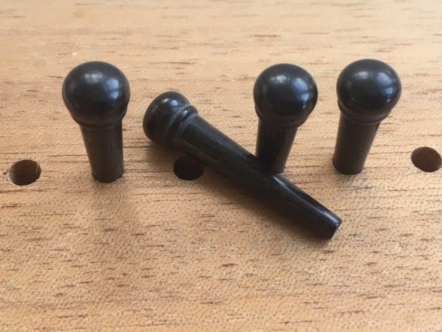 Tenor guitar, ebony, 5 degree, unslotted, no dot